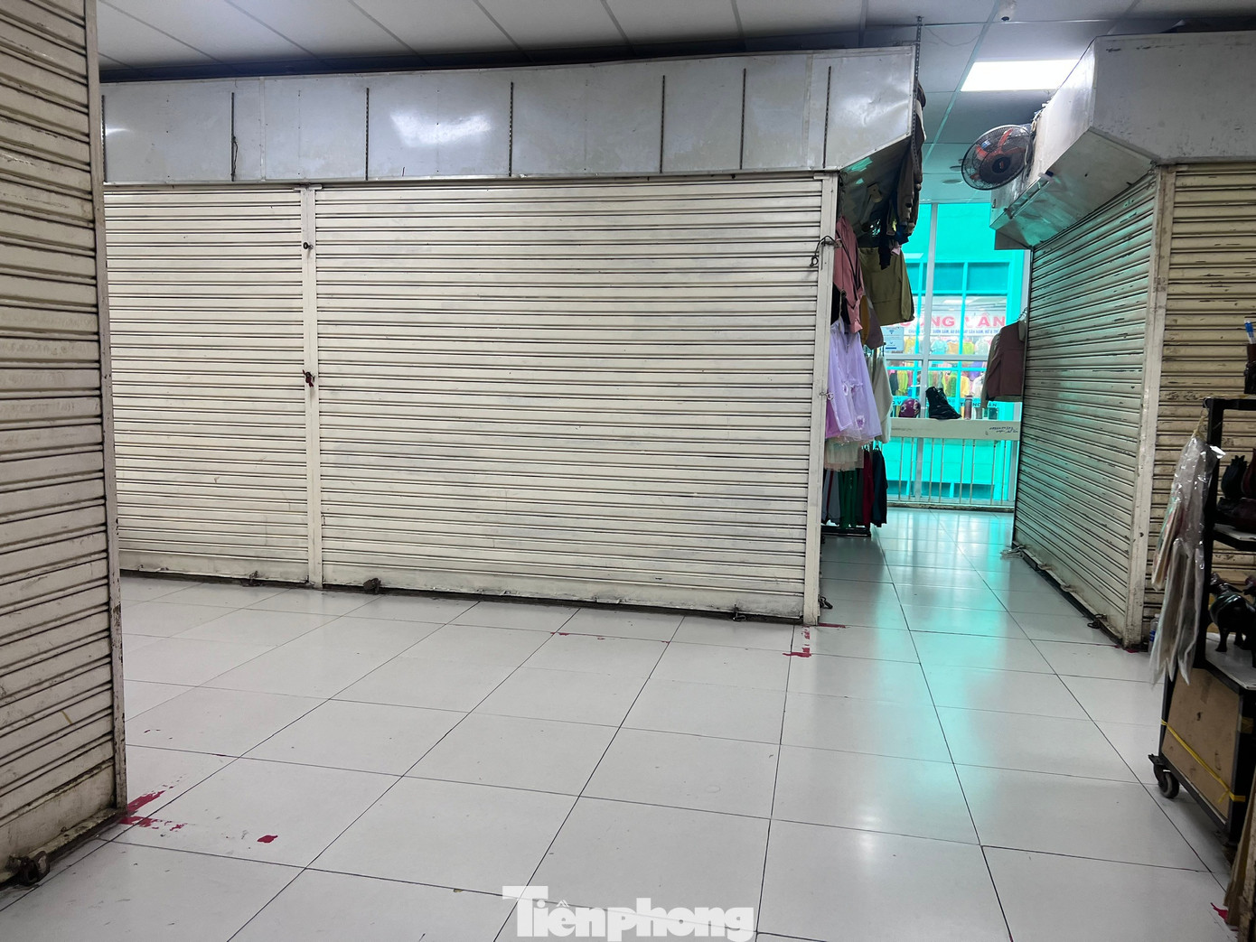 Cảnh tượng lạ ở chợ truyền thống TPHCM lúc cận Tết - Ảnh 10