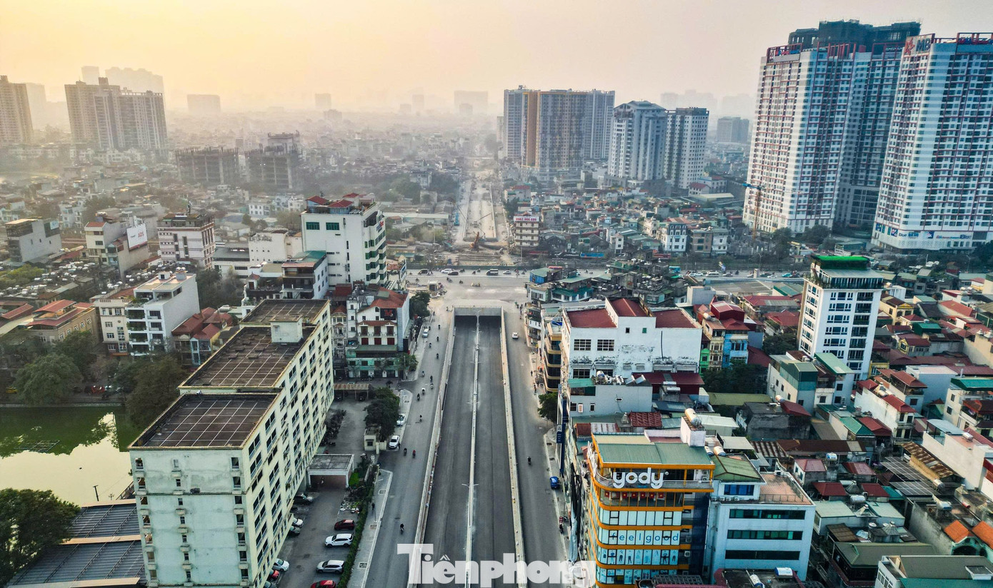 Diện mạo hầm chui 778 tỷ đồng ở cửa ngõ Hà Nội trước ngày về đích - Ảnh 2