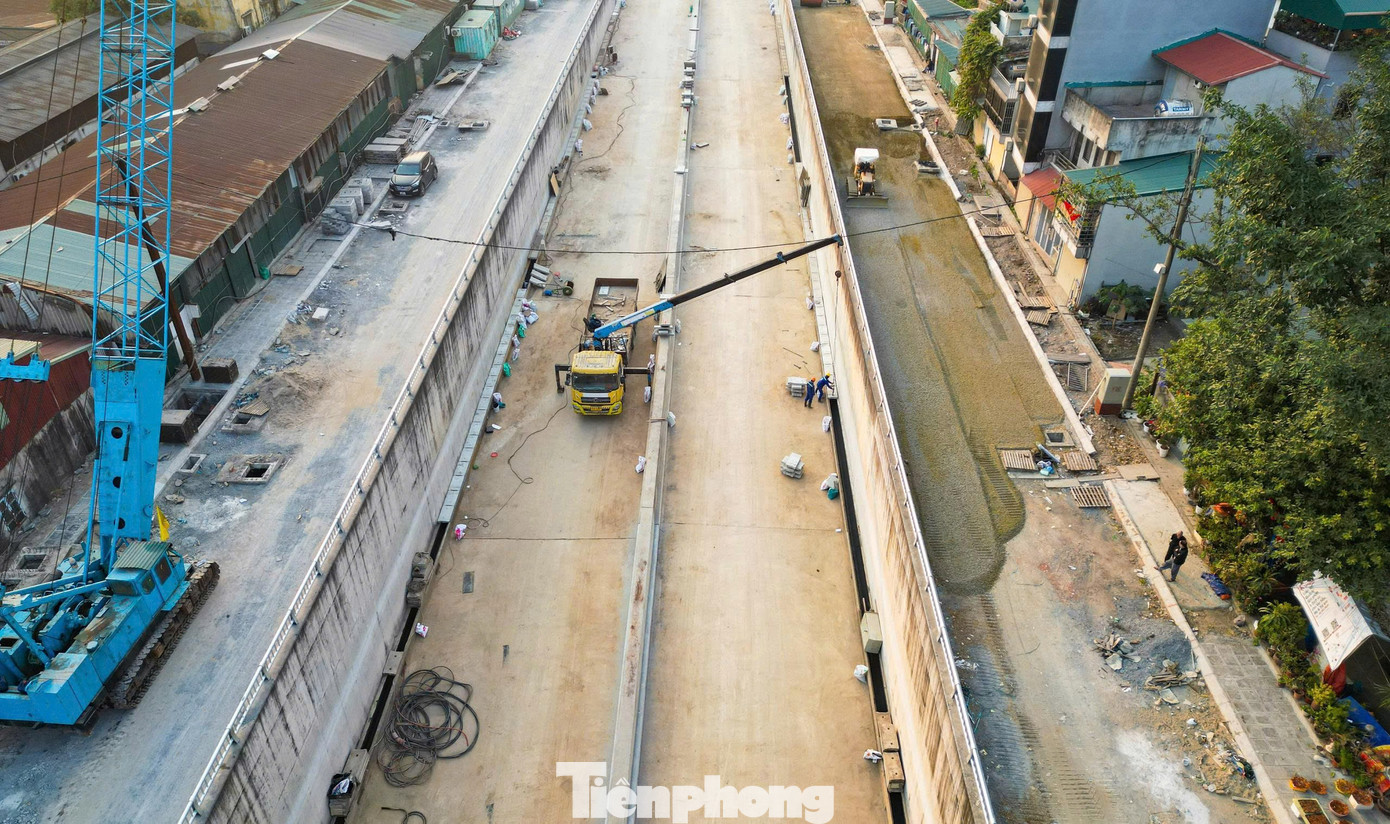 Diện mạo hầm chui 778 tỷ đồng ở cửa ngõ Hà Nội trước ngày về đích - Ảnh 13