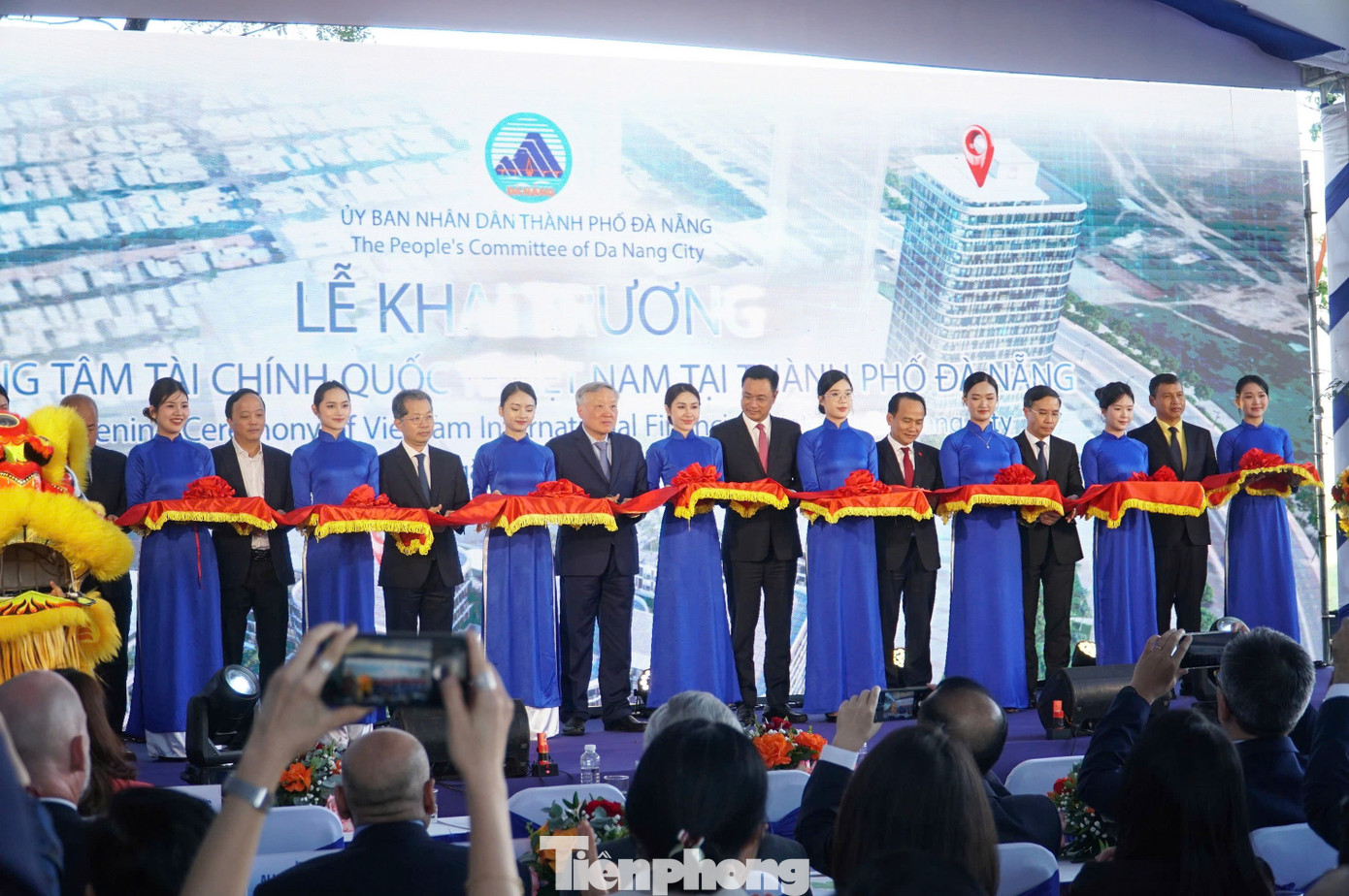 Phó Thủ tướng: Thu hút bằng được 'đại bàng' làm tổ tại trung tâm tài chính quốc tế - Ảnh 1