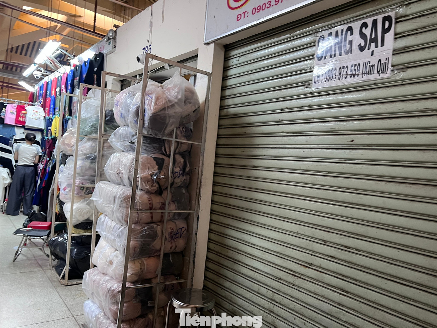 Cận Tết, mặt bằng đồng loạt treo biển cho thuê - Ảnh 12