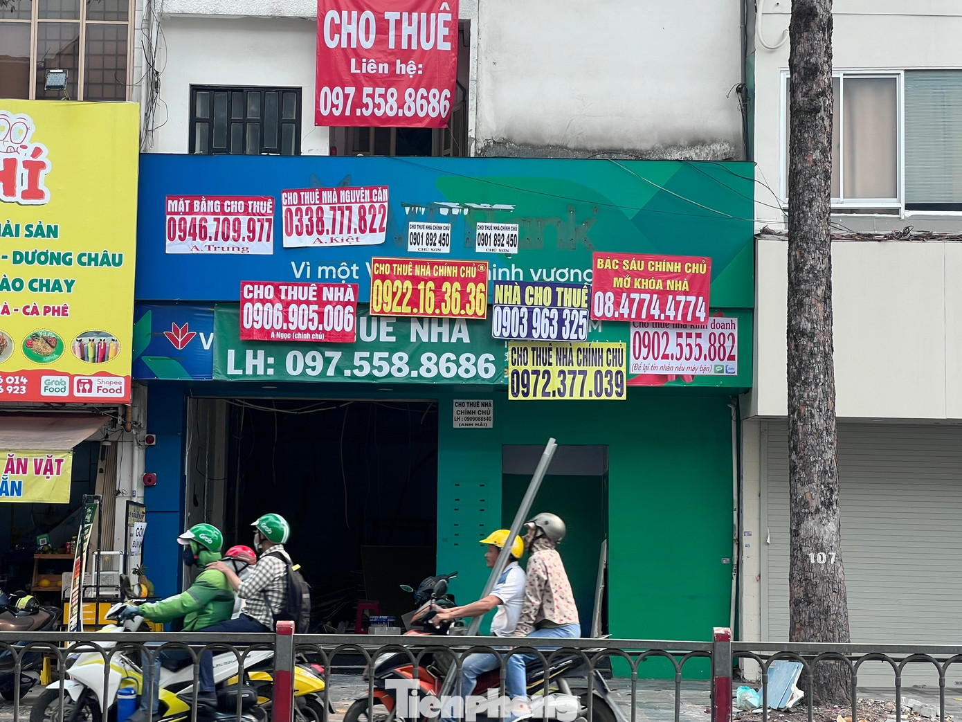 Cận Tết, mặt bằng đồng loạt treo biển cho thuê - Ảnh 4