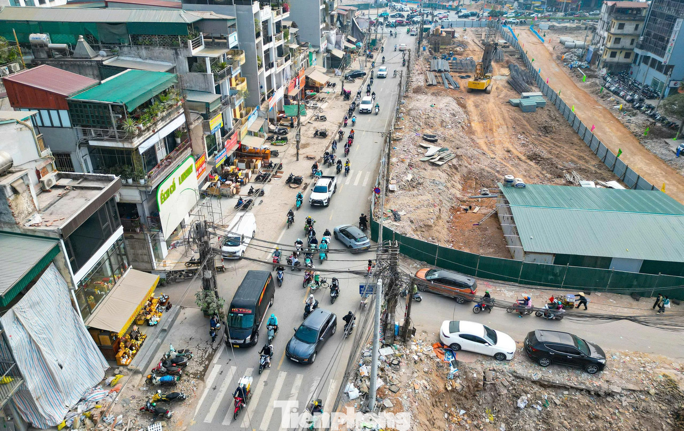 Toàn cảnh tuyến Vành đai 1 đoạn Hoàng Cầu – Voi Phục ngày thông xe kỹ thuật - Ảnh 12