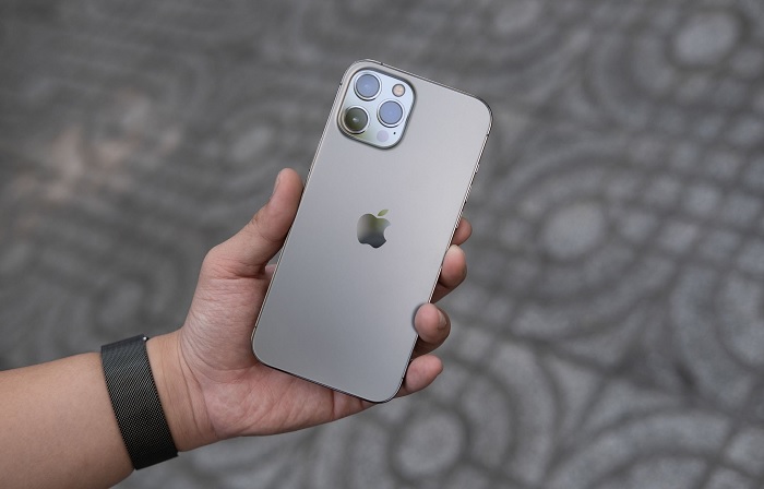 Cú sốc giá đầu năm 2026: 4 mẫu iPhone cũ đang rớt giá "không phanh" - Ảnh 4