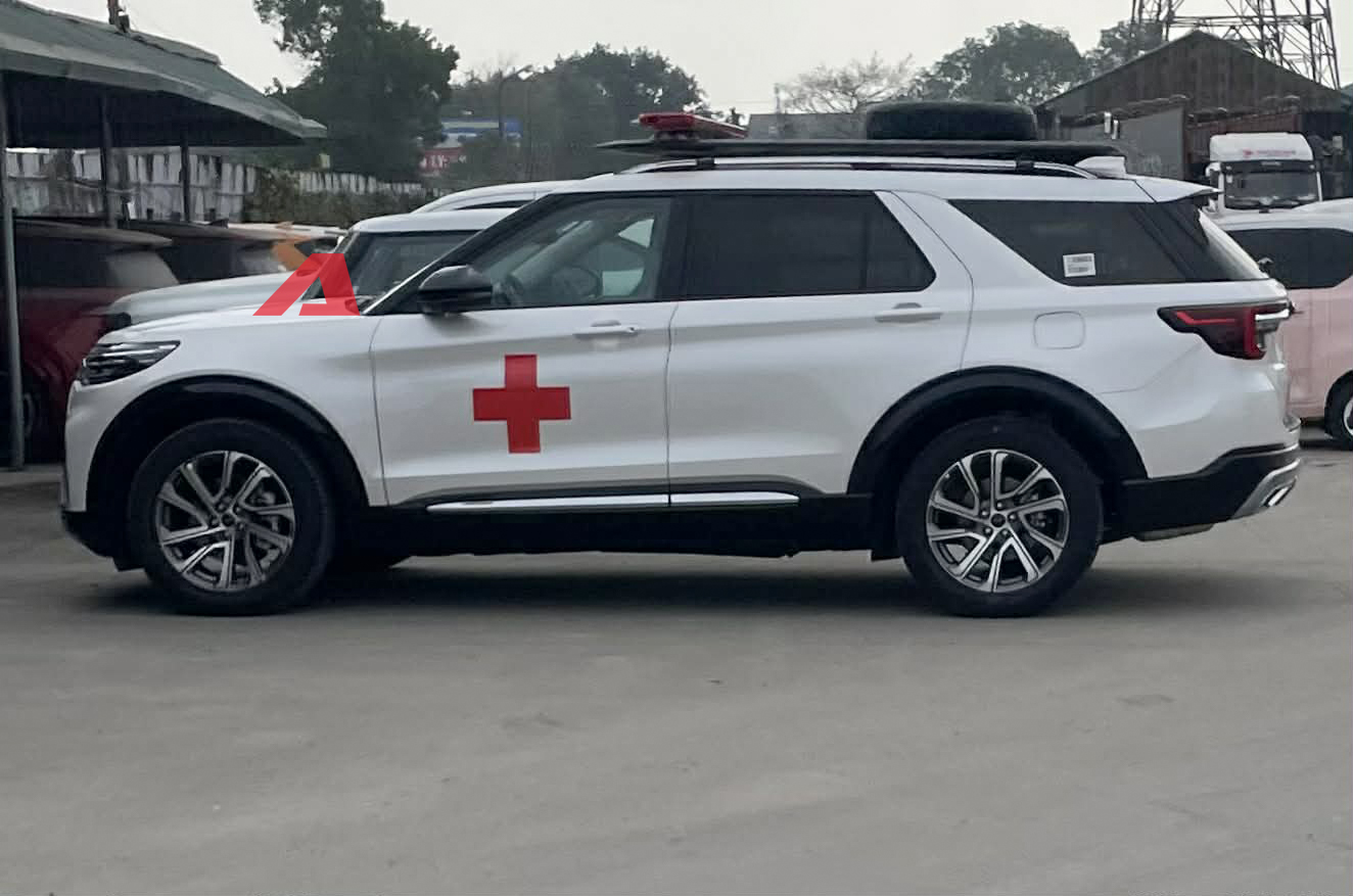 Ford Explorer phiên bản Trung Quốc về Việt Nam: Không phải xe bán cho số đông, dễ có màn hình kích cỡ 27 inch - Ảnh 4