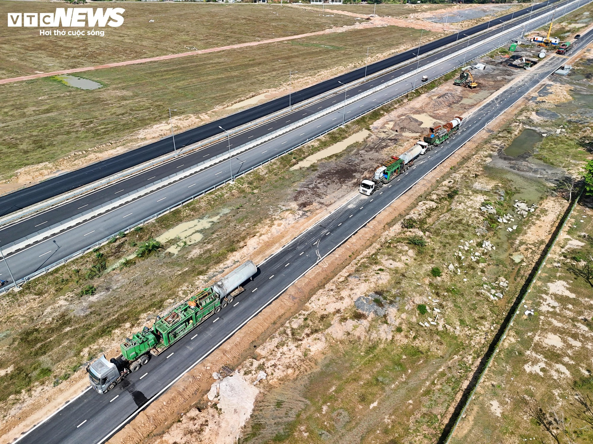 Cận cảnh đường Vành đai 3 đoạn qua Đồng Nai tăng tốc về đích - Ảnh 10