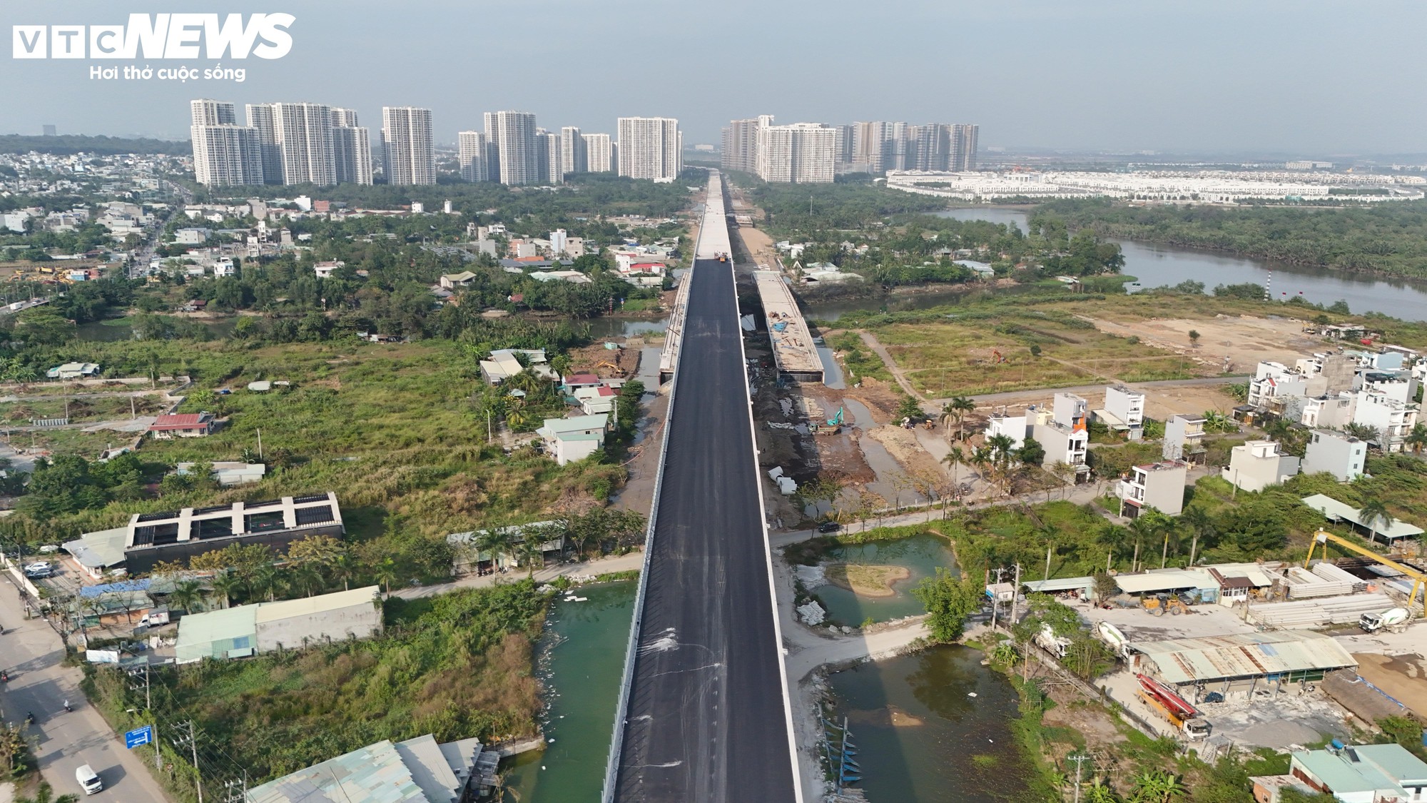 Tăng tốc thi công gần 15km Vành đai 3 trên cao xuyên đô thị TP.HCM - Ảnh 2