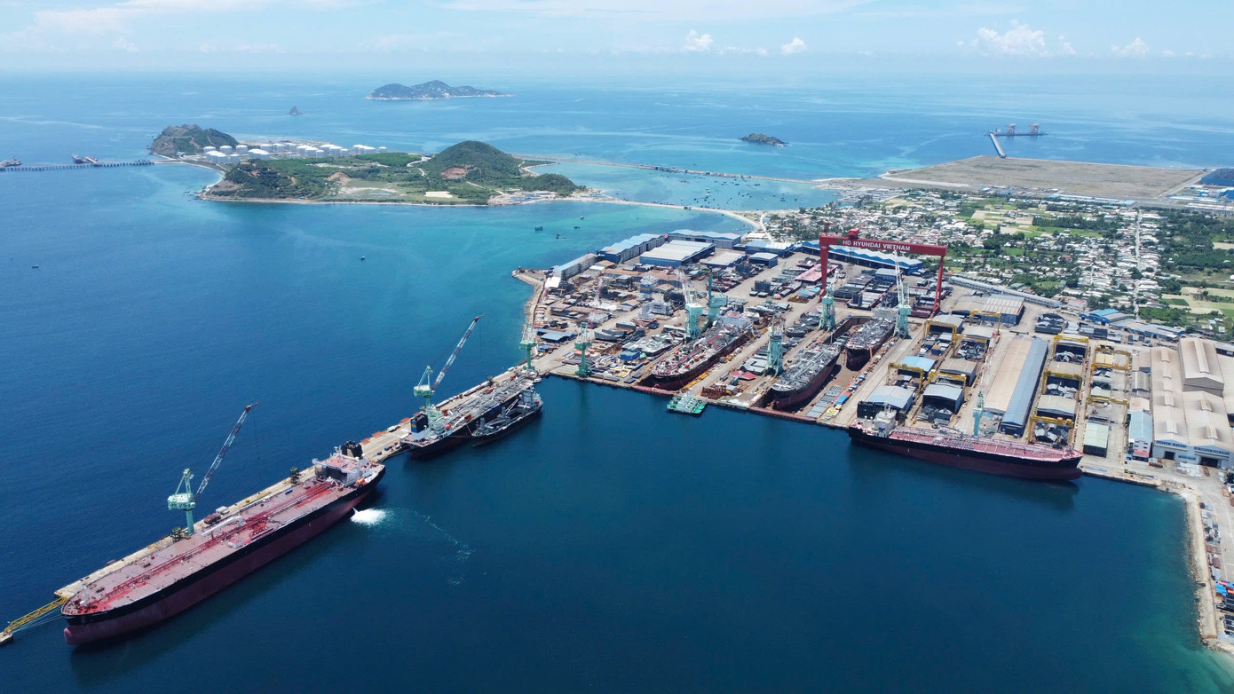 Phát triển Khánh Hòa không nên chỉ dựa vào chiều dài bờ biển - Ảnh 3