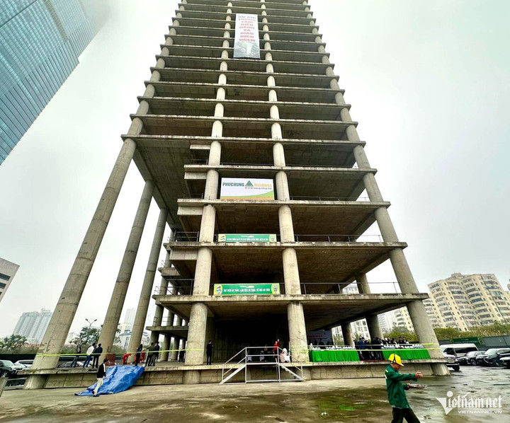 Dàn cựu lãnh đạo Vicem hầu tòa vụ gây thất thoát lãng phí hơn 381 tỷ đồng - Ảnh 1