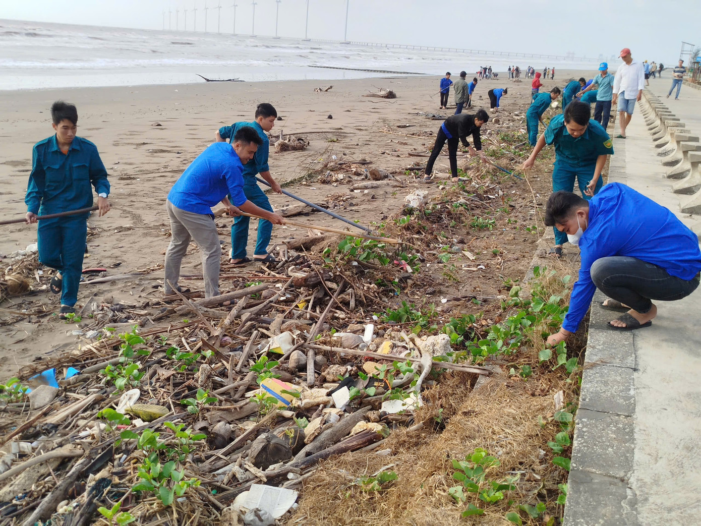 Nhếch nhác khu du lịch Ba Động nổi tiếng - Ảnh 2