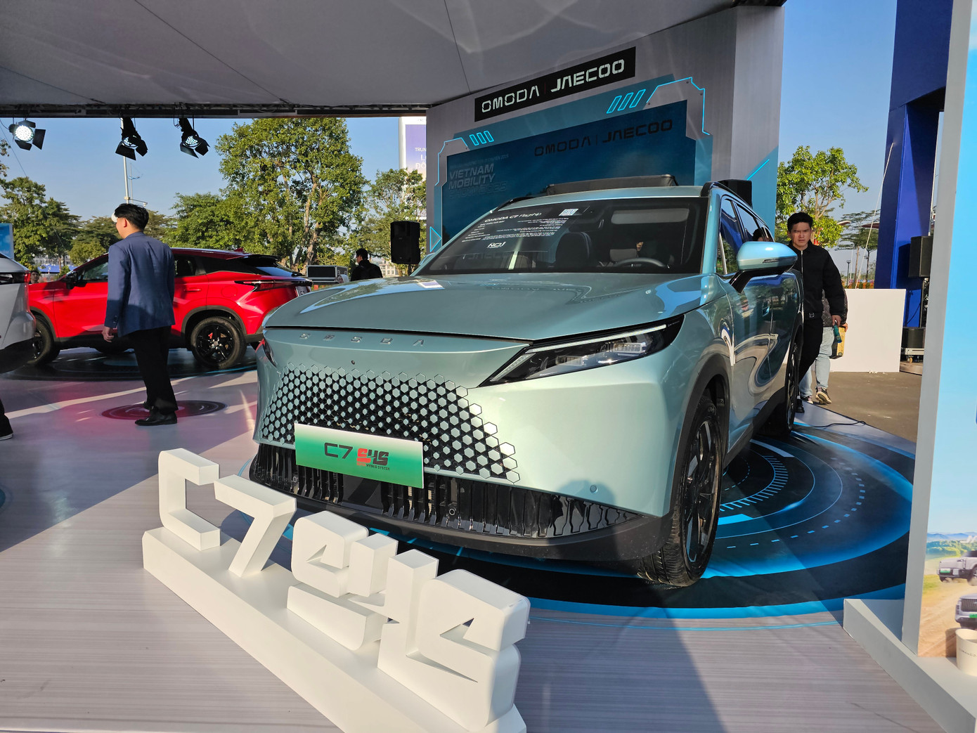 Nhìn lại xu hướng mới của các hãng xe Trung Quốc tại Việt Nam - Ảnh 4