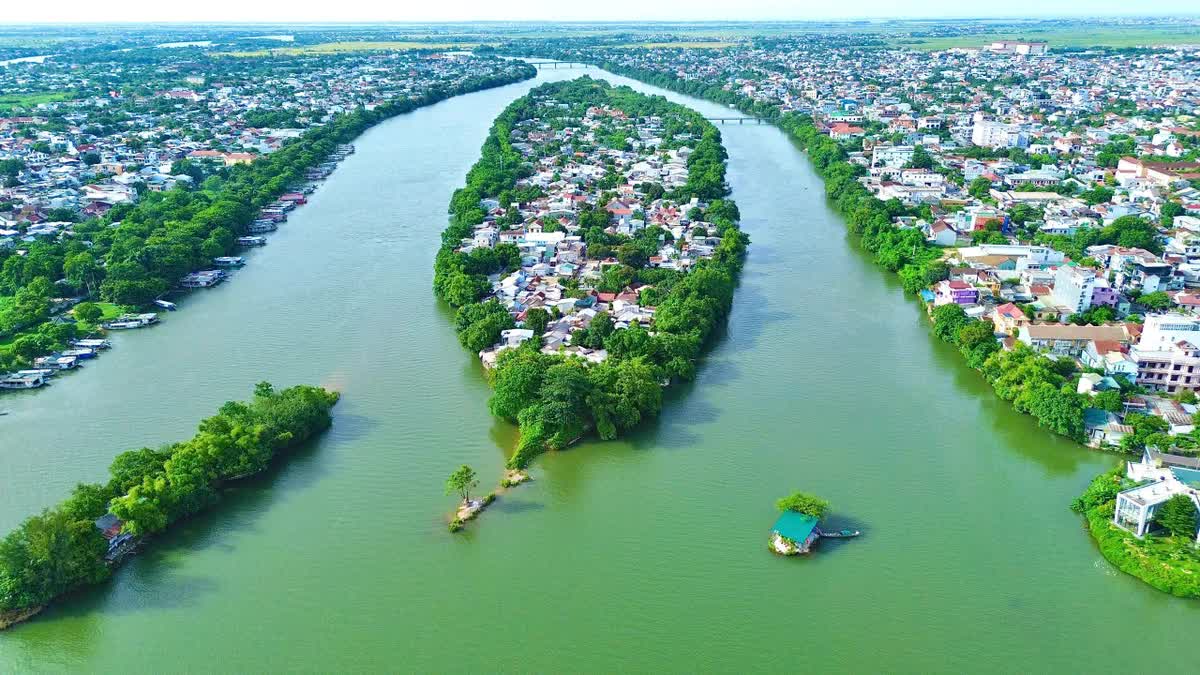 Huế đầu tư 2.200 tỷ đồng xây cầu vượt sông Hương - Ảnh 1