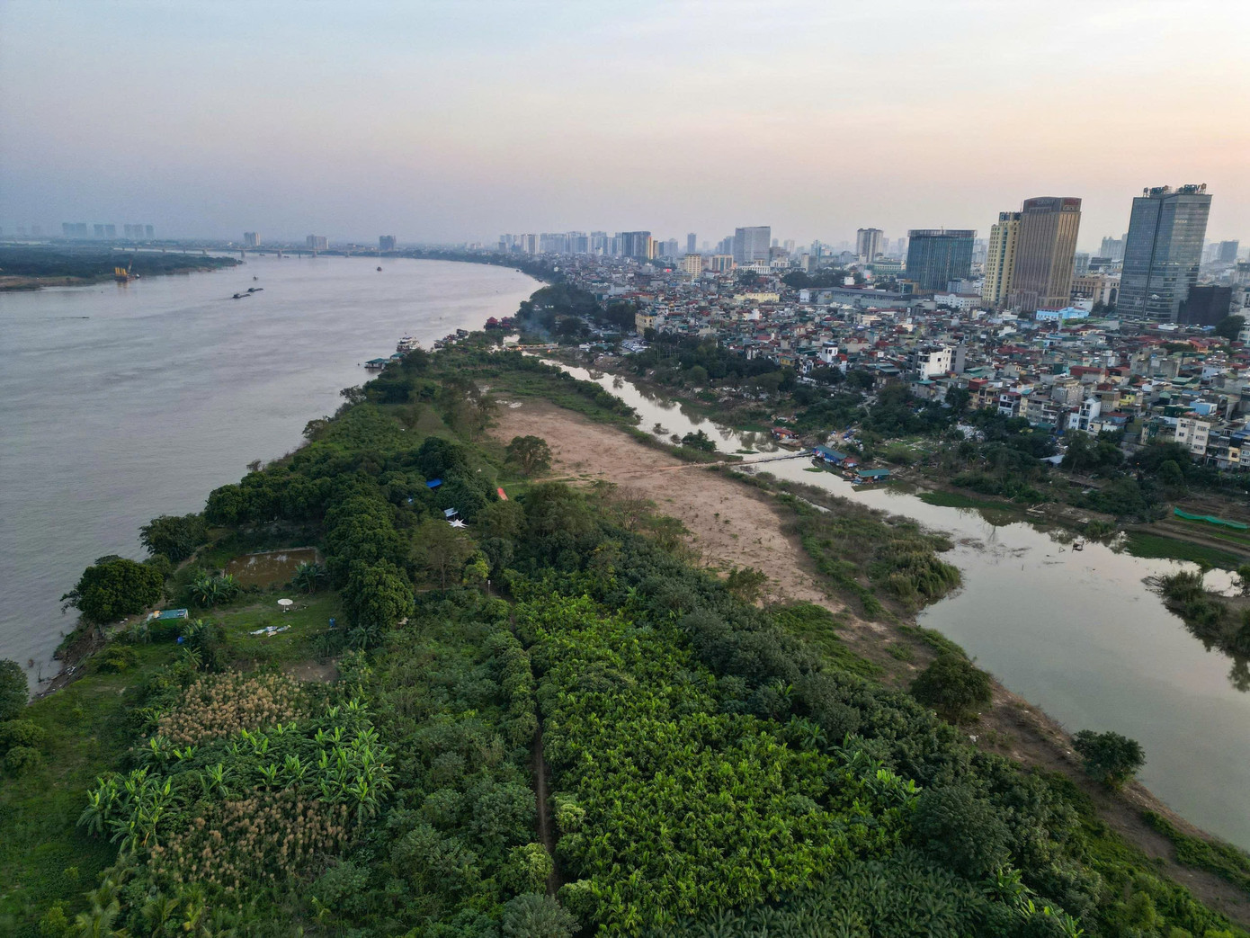 Tái cấu trúc đô thị Hà Nội: Thấp thỏm 'đi - ở' - Ảnh 13