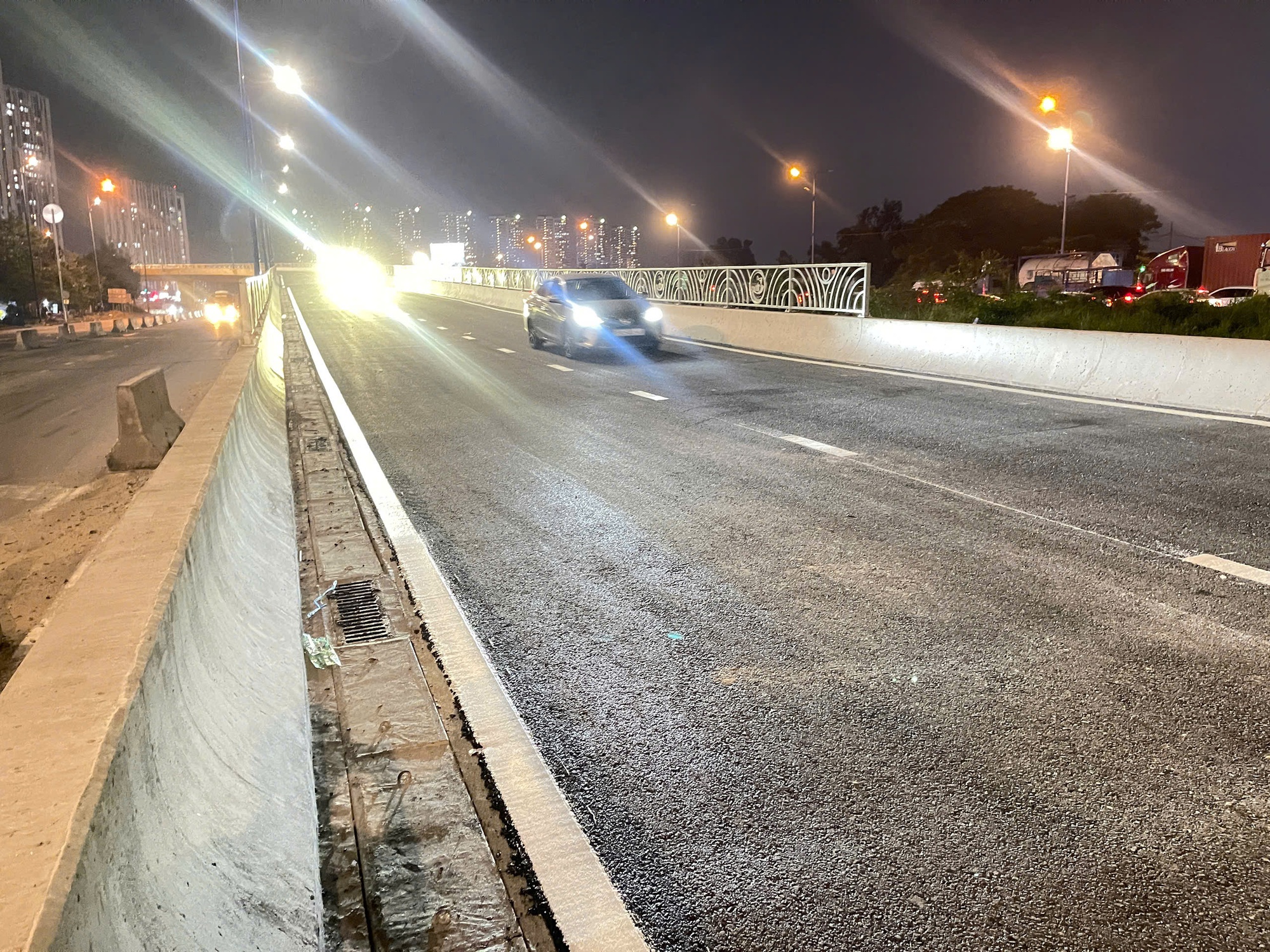 Cầu vượt N2 nút giao An Phú chính thức thông xe, giảm ùn tắc cửa ngõ Đông TPHCM - Ảnh 3