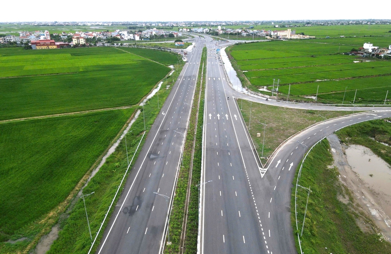 Bài học kinh nghiệm giúp giải ngân vốn đầu tư công vượt kế hoạch được giao - Ảnh 2