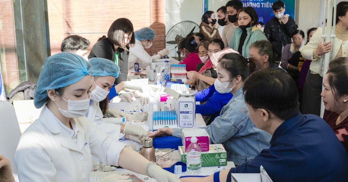 'Chọn xanh cho khỏe': Manulife mong muốn nâng cao nhận thức người trẻ về sức khỏe hệ tiêu hóa