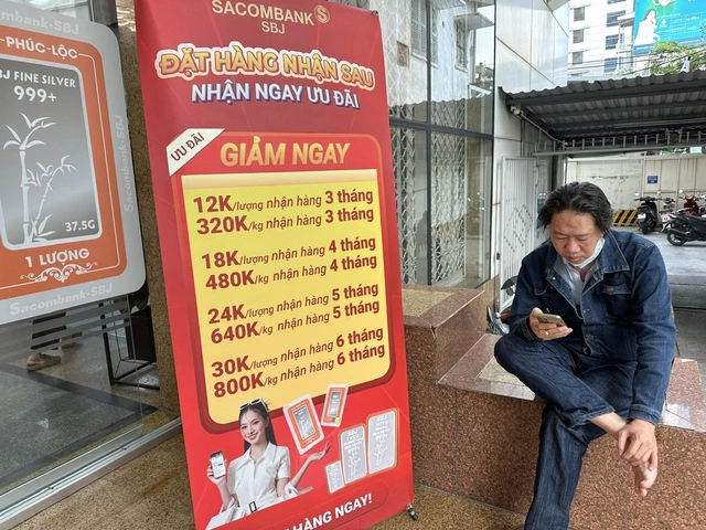 Người mua bạc xếp hàng chờ, có nơi đăng ký 6 tháng sau mới nhận hàng - Ảnh 5