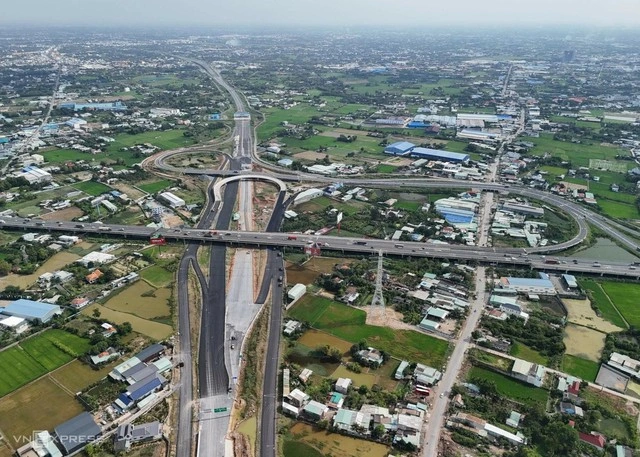 Lợi thế tăng giá của bất động sản khu tây TP.HCM - Ảnh 1