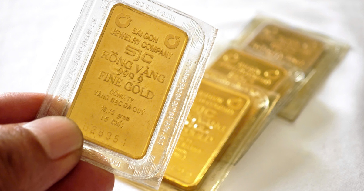 Mua, bán vàng miếng trái phép sẽ bị tịch thu và phạt nặng