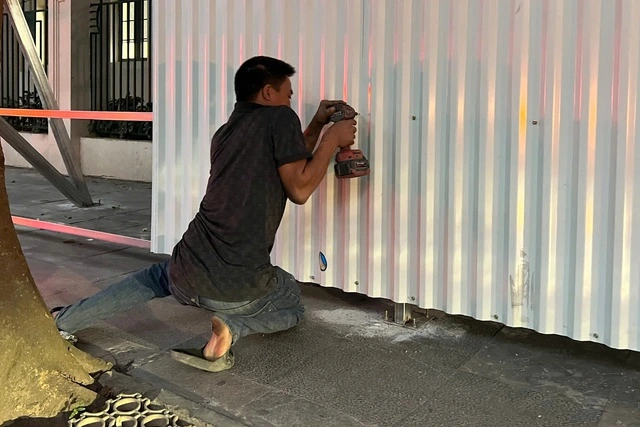 Phấn đấu giải phóng mặt bằng công viên phía đông hồ Hoàn Kiếm trong tháng 3 - Ảnh 2