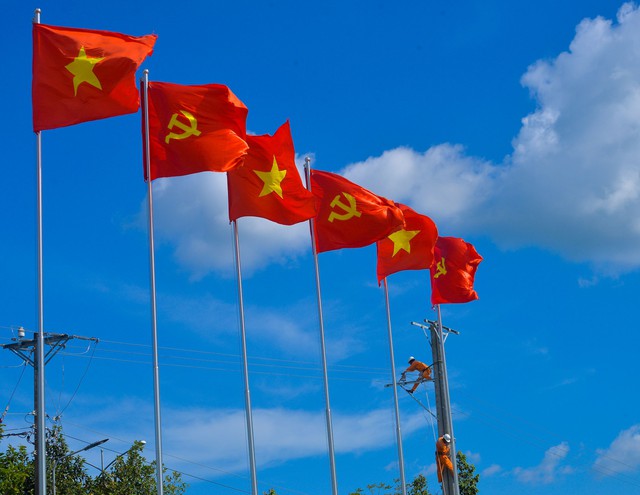 10 dấu ấn nổi bật của EVNSPC trong năm 2025 - Ảnh 2