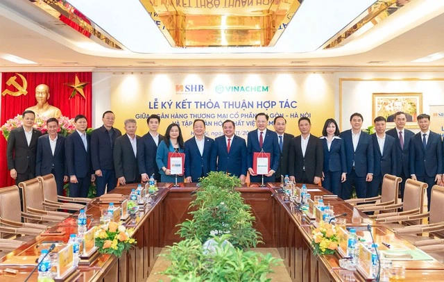 SHB lãi trước thuế hơn 15.000 tỉ đồng, bền vững tăng tốc bước vào kỷ nguyên mới - Ảnh 2