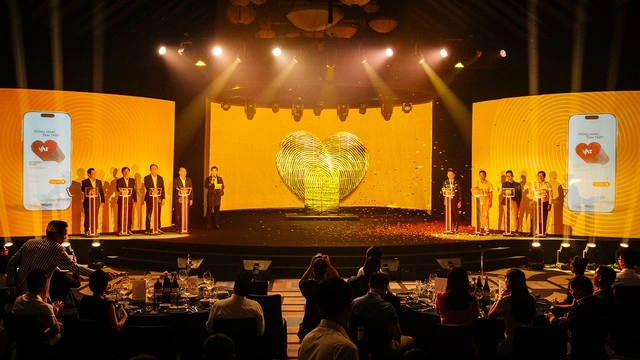 VAS Sales Portal - Khi tương lai được chạm bằng niềm tin và khát vọng - Ảnh 2