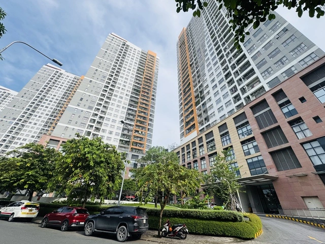 Cầm tiền tỉ tìm mua nhà vẫn khó - Ảnh 1