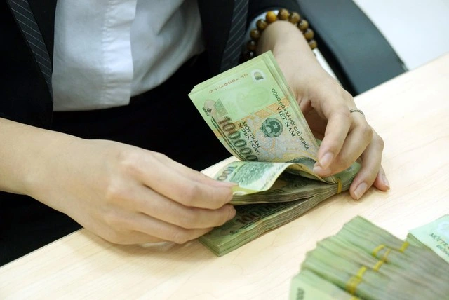 Lừa đảo gửi tiết kiệm lãi cao - Ảnh 1