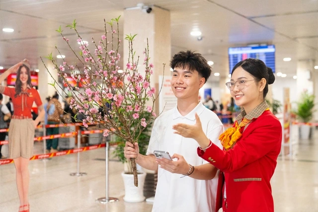 Vietjet nhận vận chuyển mai, đào Tết Nguyên đán 2026, từ ngày 15.1 - Ảnh 1