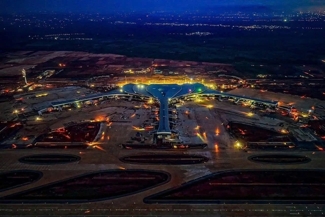 EVNSPC về đích vượt chỉ tiêu đầu tư xây dựng lưới điện năm 2025 - Ảnh 7