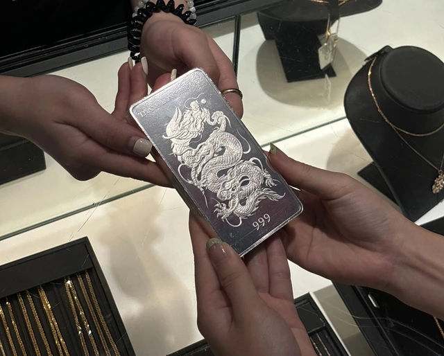 Giá bạc có lặp lại kịch bản 'lên đỉnh, sập giá, đi ngang kéo dài'? - Ảnh 2