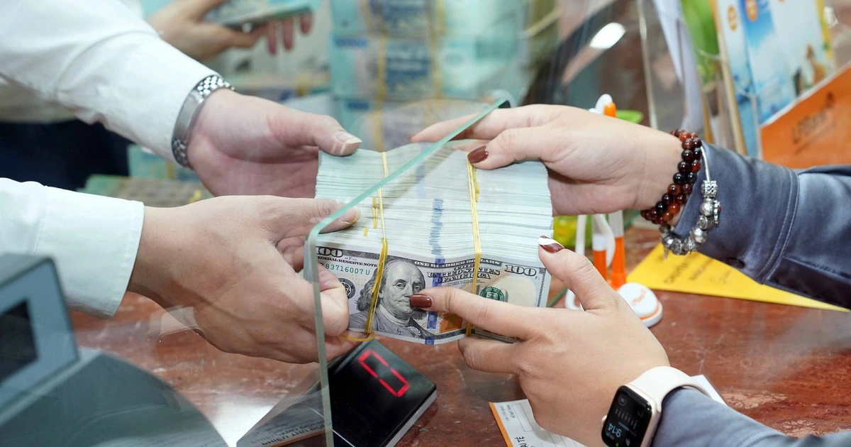 Giá USD hôm nay 24.1.2026: Ngân hàng giảm giá mua