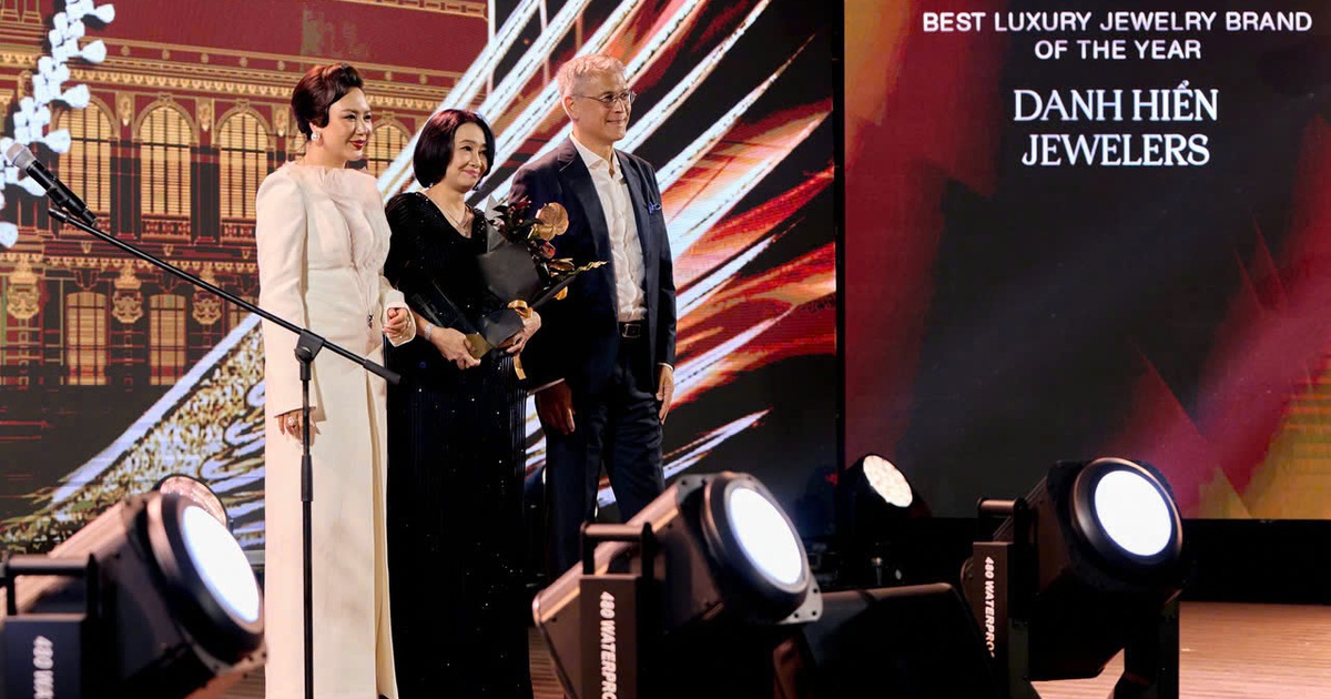 Danh Hiển Jewelers đoạt danh hiệu trang sức xuất sắc nhất châu Á