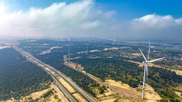 Hai nhà đầu tư quan tâm 3 dự án điện gió 19.354 tỉ đồng tại Gia Lai - Ảnh 1