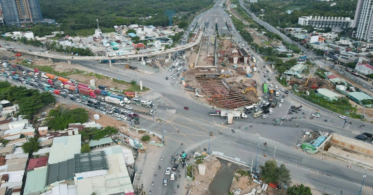 Thêm hầm chui tại nút giao An Phú chuẩn bị thông xe, cứu kẹt xe khu Đông