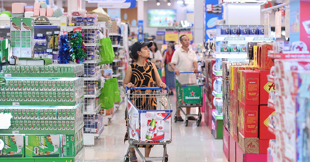 Vì sao giá trứng gà, thịt heo tăng mạnh?