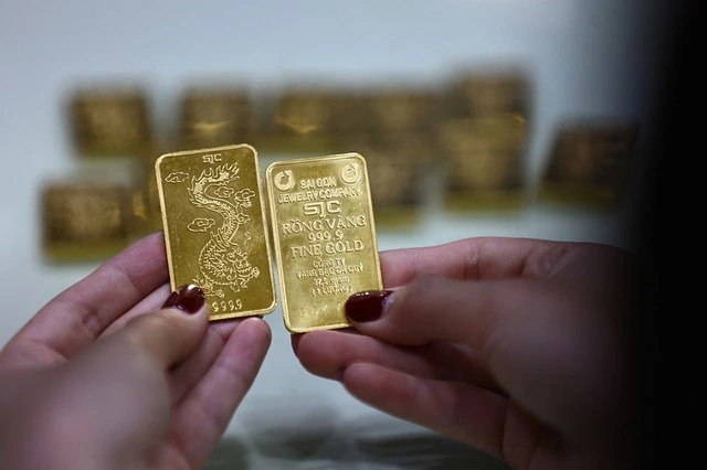 Giá vàng hôm nay 10.1.2026: Tăng vọt lập kỷ lục mới sát 160 triệu đồng - Ảnh 1