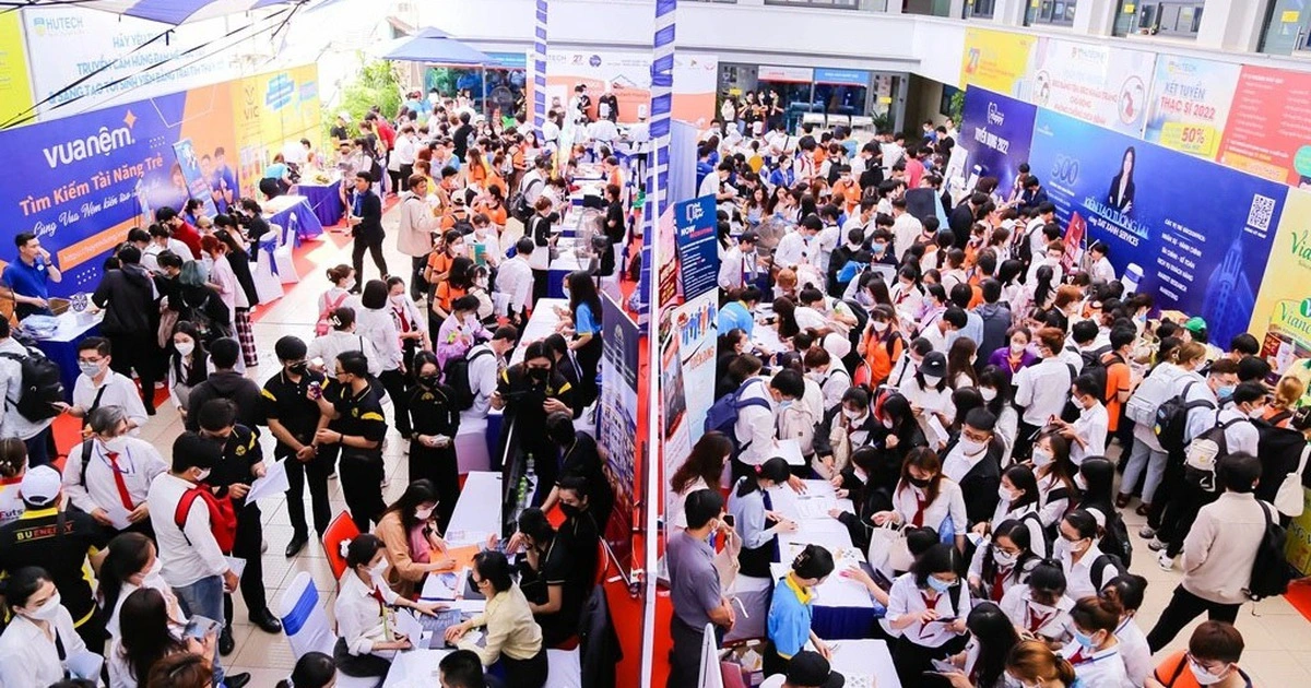 Giải bài toán 'nhân lực vàng' thất nghiệp: Kết nối cung - cầu trên thị trường lao động