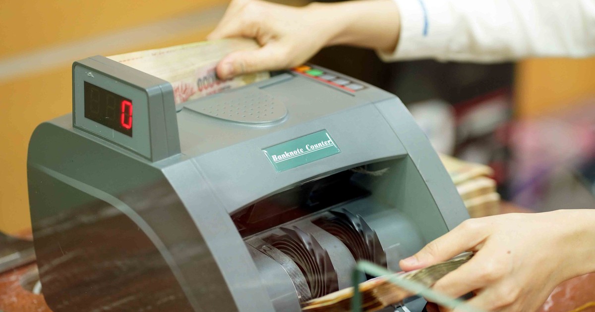 Doanh nghiệp trả lương bằng tiền mặt trên 5 triệu đồng có được trừ vào chi phí?