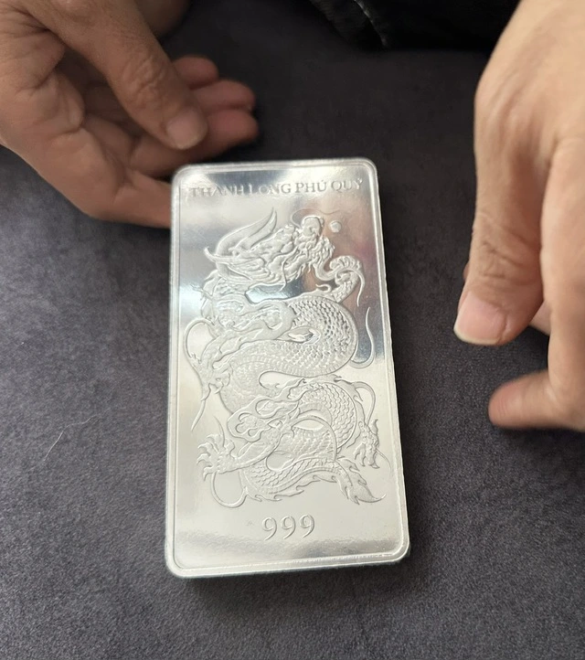 Khan hiếm cao độ, xuất hiện tình trạng mua bán bạc 'trên giấy' - Ảnh 5