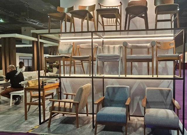 Mỹ hoãn tăng thuế, ngành gỗ Việt 'tạm ổn' trong năm 2026 - Ảnh 1