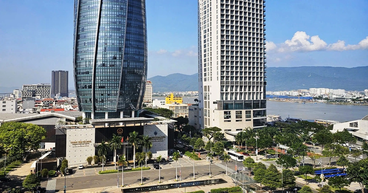 Lệ phí trước bạ ô tô Toyota 'đội' bất thường: TP.Đà Nẵng yêu cầu rà soát khẩn