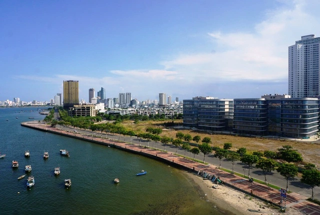 Đà Nẵng lấy ý kiến dân về dự án 35 tầng trên 'đất vàng' ven sông Hàn - Ảnh 1