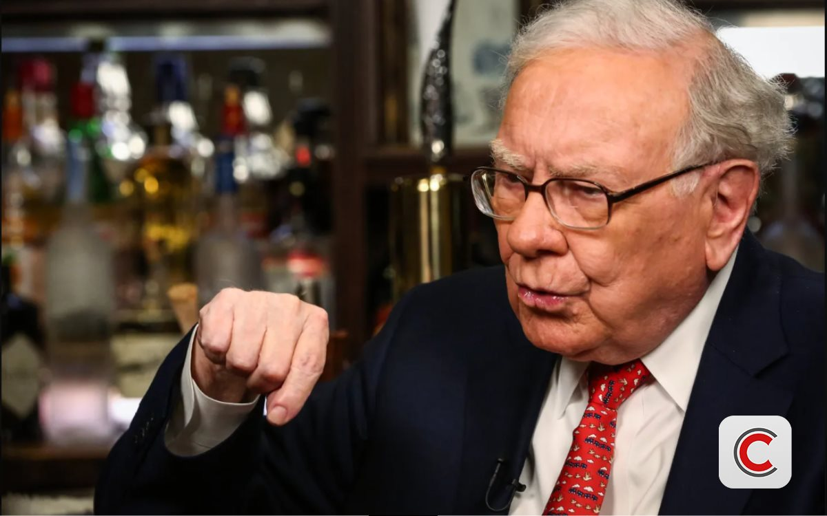 Warren Buffett bán ròng trước khi rời ghế CEO: Thông điệp ngầm nào từ tỷ phú 94 tuổi? - Ảnh 1