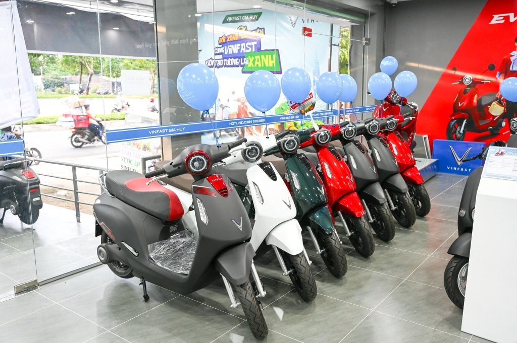 VinFast chính thức hiện diện tại một trong những thị trường xe máy lớn nhất thế giới - Ảnh 1