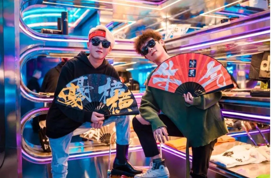 Đã quá mệt vì phải diễn, giới trẻ Trung Quốc bắt đầu "sống thật" ngày Tết - Ảnh 2