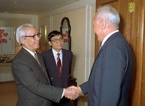 Ông Lý Quang Diệu 2 lần nhận được thư "nhờ giúp Việt Nam": Hé lộ bí quyết 3-12-15 phía sau bộ óc chiến lược - Ảnh 1