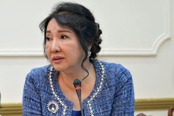 Mẹ 'Cường đô la' nợ công ty bao nhiêu tiền? - Ảnh 1