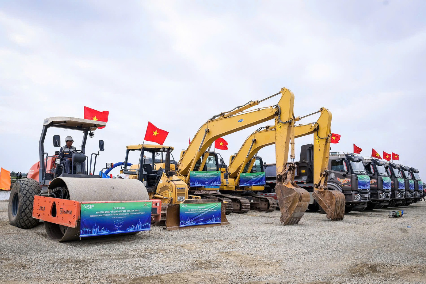 Ninh Bình khởi công khu công nghiệp hơn 2.000 tỷ đồng - Ảnh 3